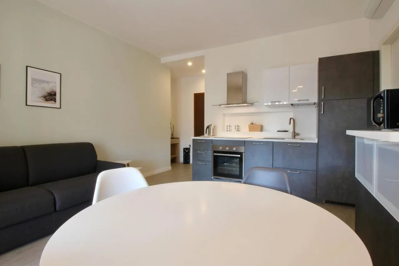 Appartamento Interno 19 Bordighera 0*,